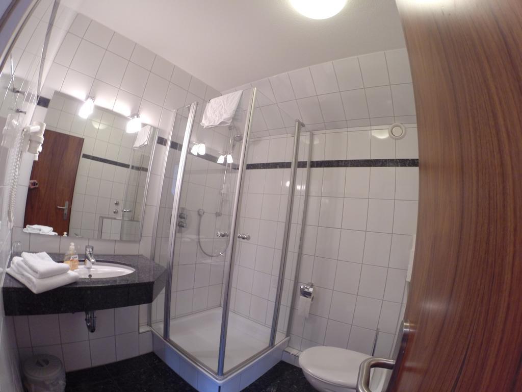 Hotel Zum Weissen Ross Winsen  ภายนอก รูปภาพ